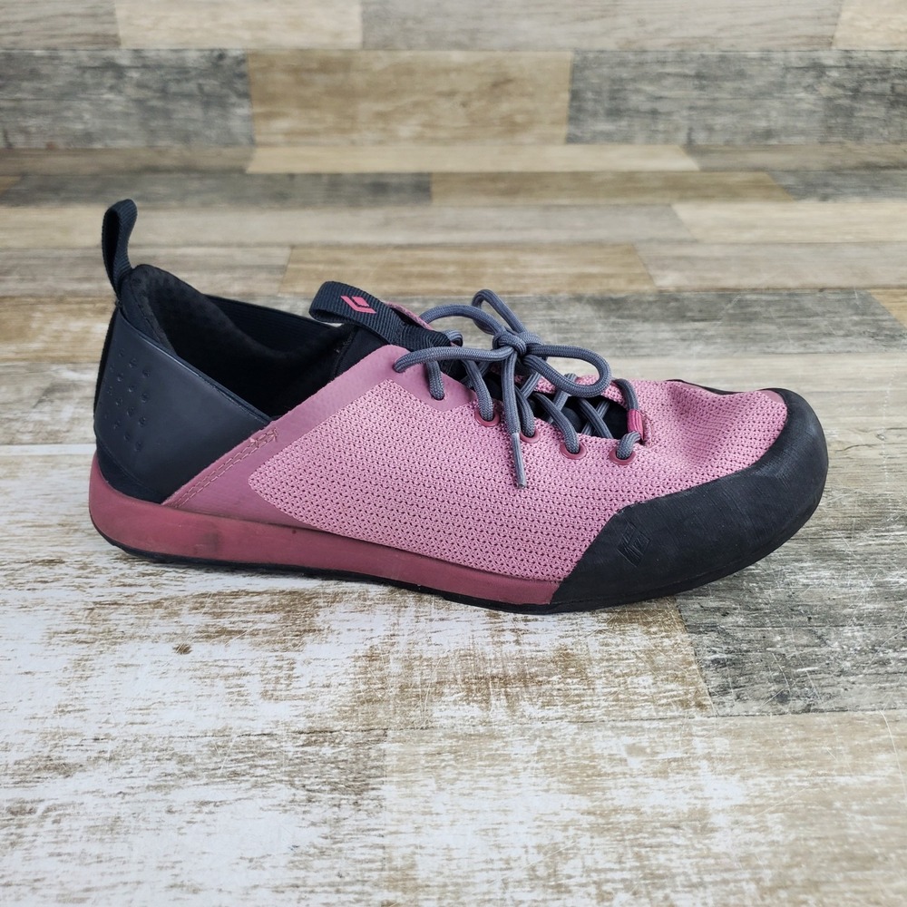 Diamond Session Womens Approach Shoes Sz 10 Pink Black Comfort Lace-Up Sneakers